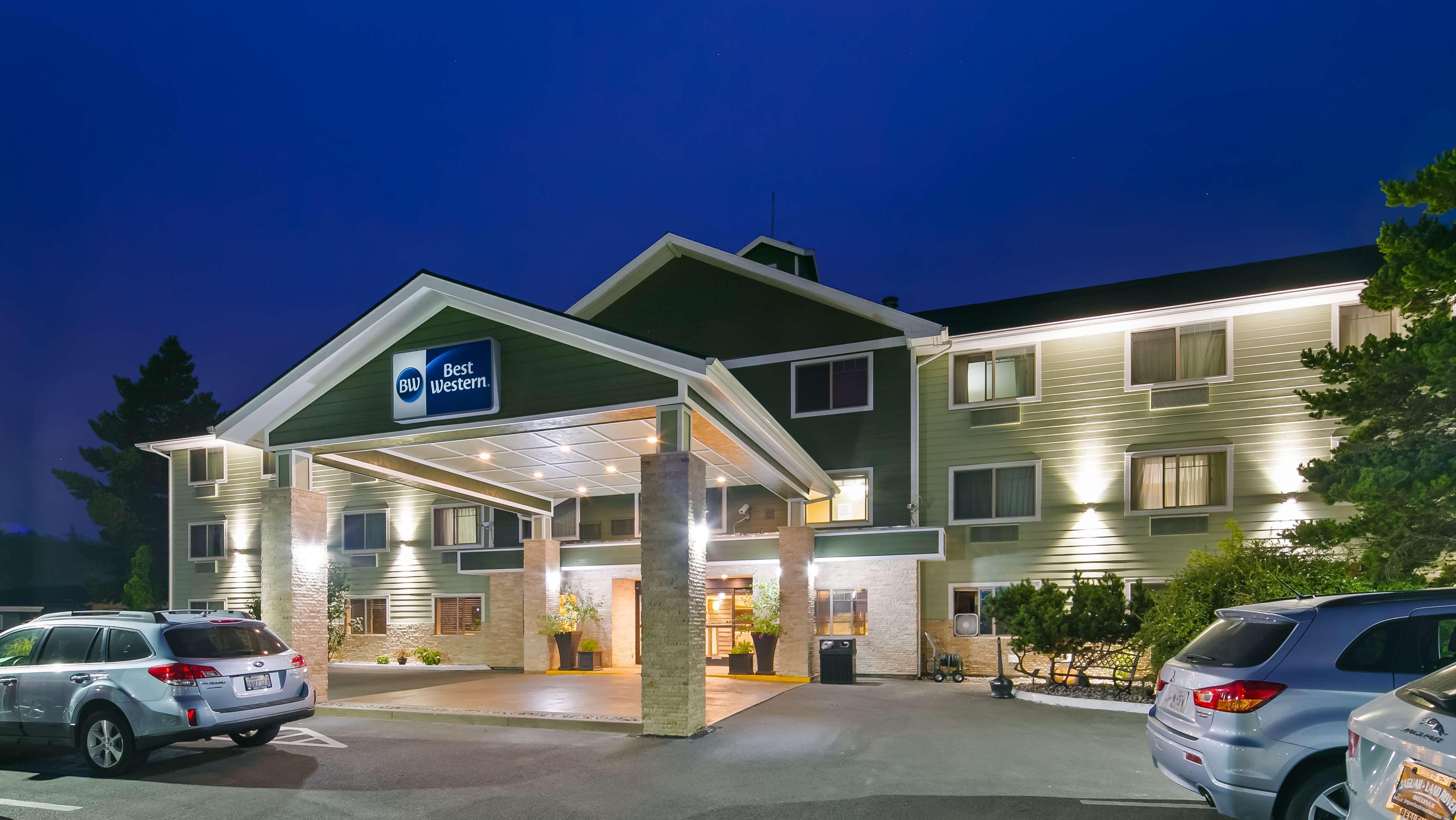 Best Western Long Beach Inn מראה חיצוני תמונה